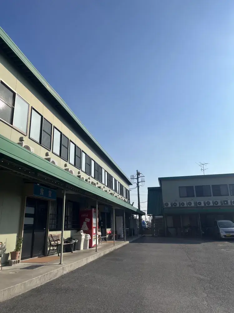 住み込み歓迎！社員寮完備のプラント内作業｜機械メンテナンス・配管整備スタッフ